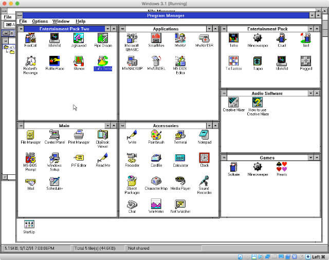 The classic Windows 3.1 Program Manager